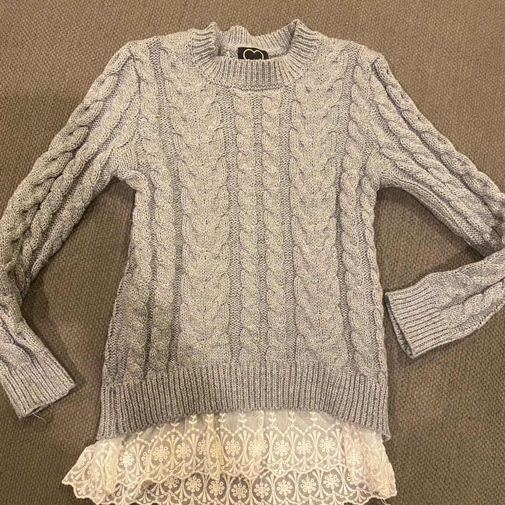 Girls gray sweater